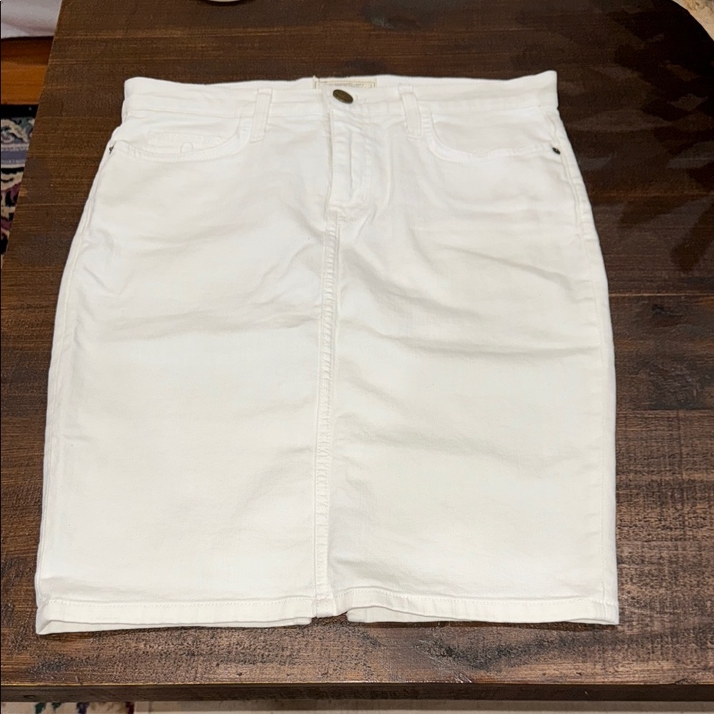 Current/Elliott White Knee-Length Pencil Skirt